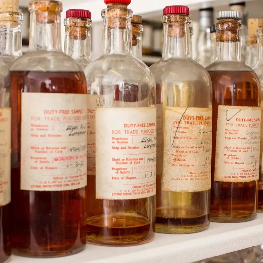 Sample Room Scotlands Liquid History